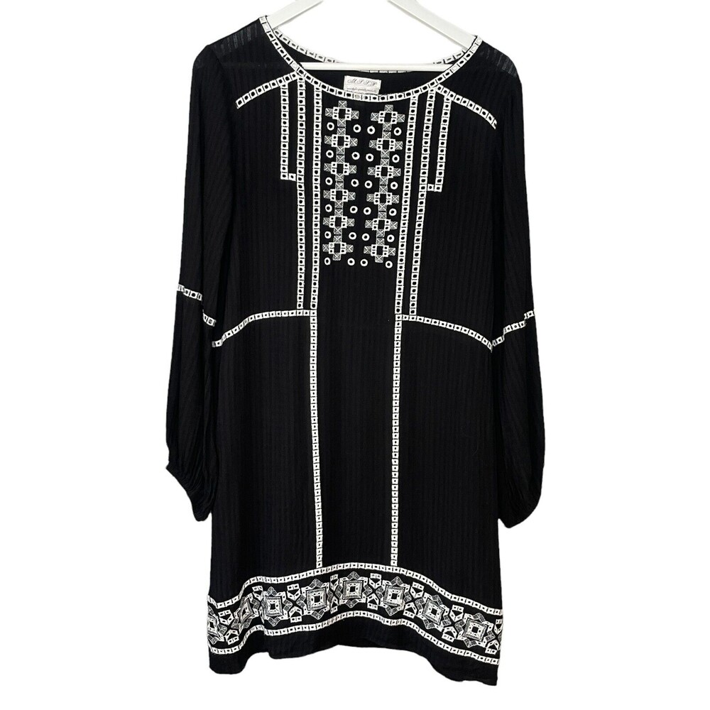 Max Studio embroidered peasant dress Mexican Aztec Print
